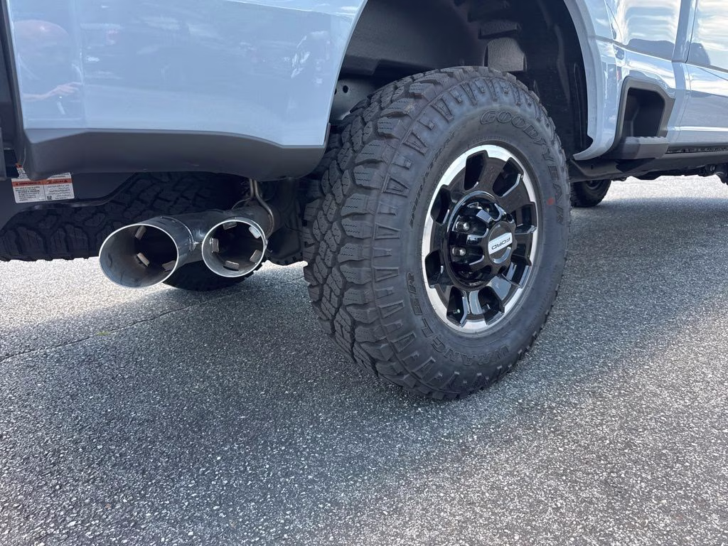 2026 Glacier Gray Metallic Tri-Coat Ford Super Duty F-350 SRW King Ranch 4X4 Truck