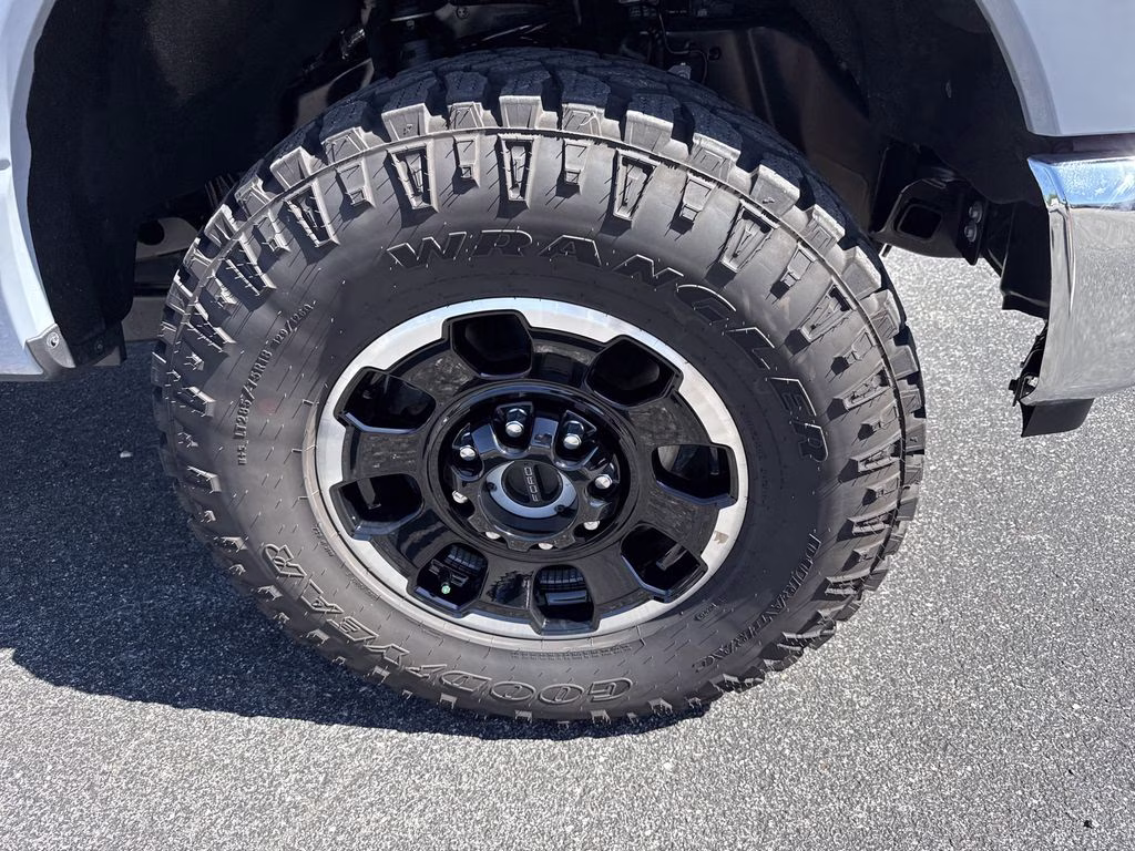 2026 Glacier Gray Metallic Tri-Coat Ford Super Duty F-350 SRW King Ranch 4X4 Truck