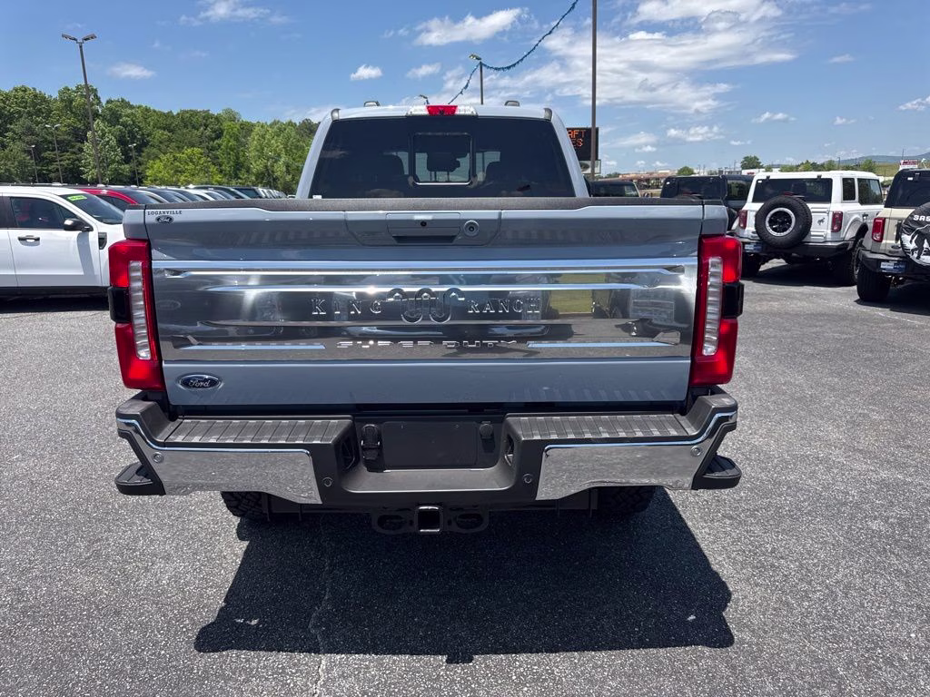 2026 Glacier Gray Metallic Tri-Coat Ford Super Duty F-350 SRW King Ranch 4X4 Truck