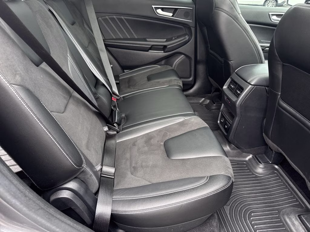 2021 Gray Metallic Ford Edge ST AWD SUV