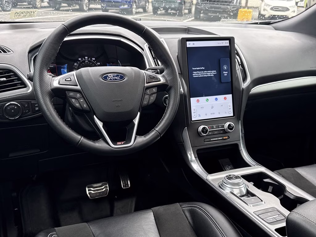 2021 Gray Metallic Ford Edge ST AWD SUV