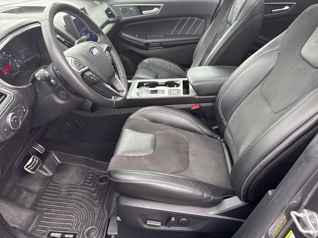 2021 Gray Metallic Ford Edge ST AWD SUV