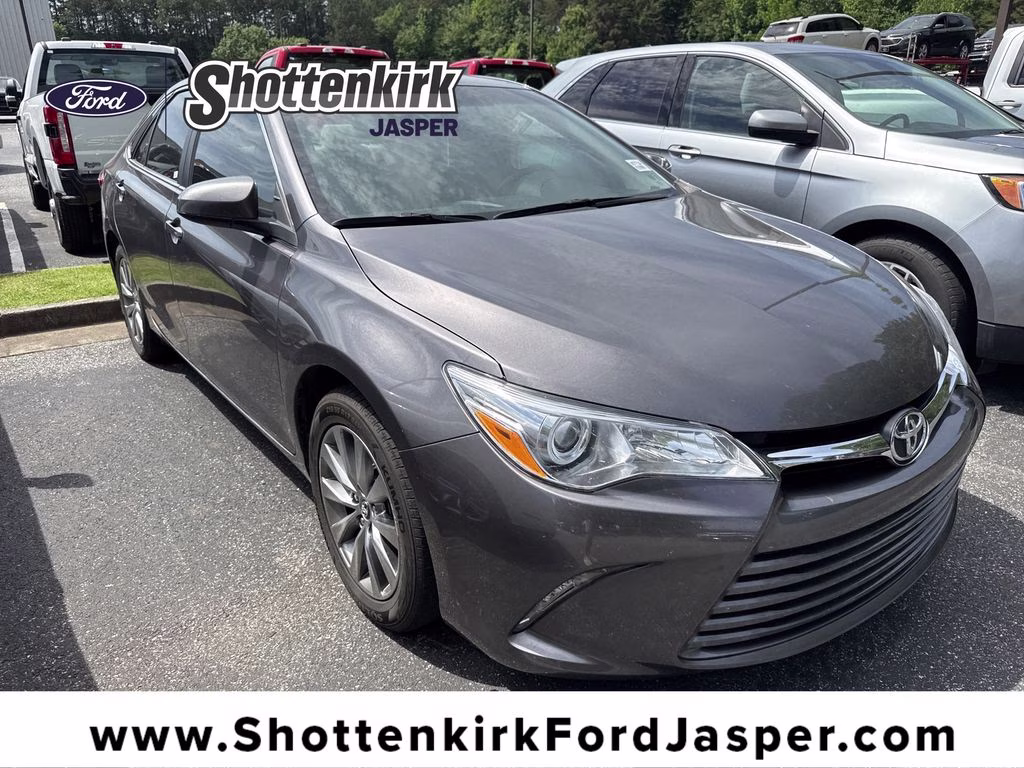 2016 Predawn Gray Mica Toyota Camry XLE FWD Sedan