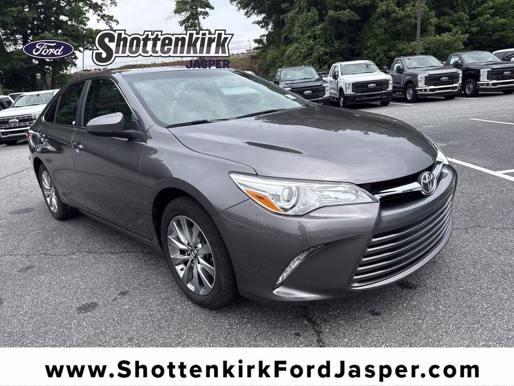 2016 Predawn Gray Mica Toyota Camry XLE FWD Sedan