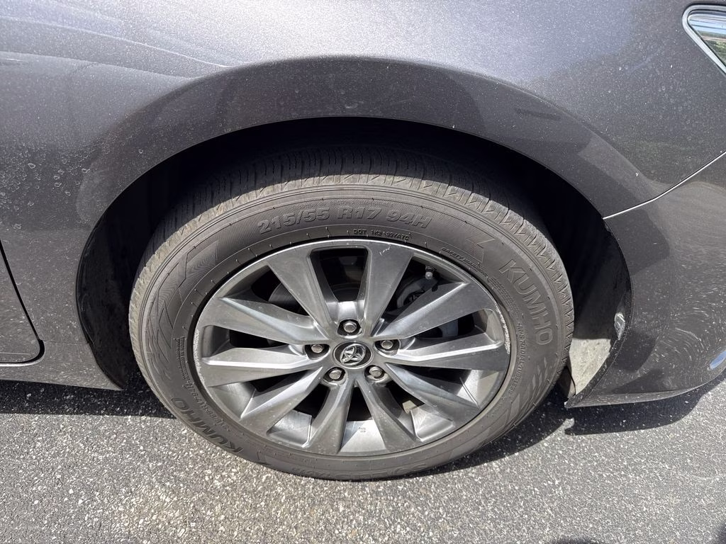2016 Predawn Gray Mica Toyota Camry XLE FWD Sedan