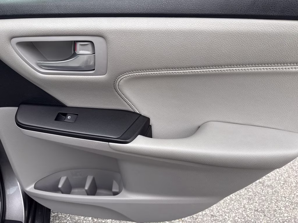 2016 Predawn Gray Mica Toyota Camry XLE FWD Sedan