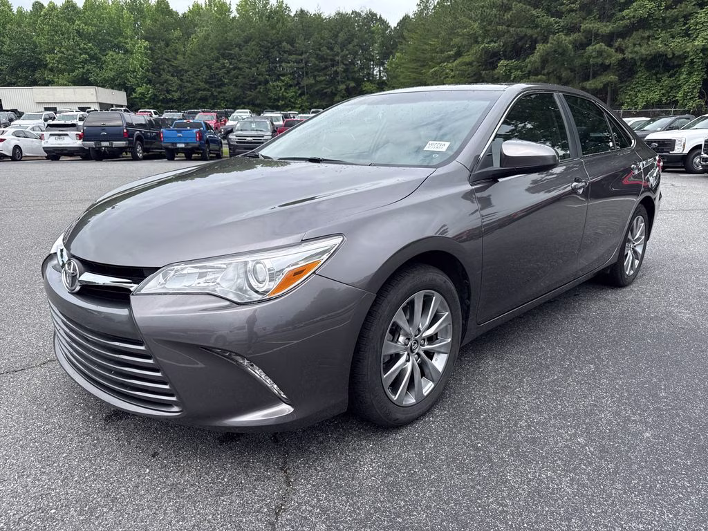 2016 Predawn Gray Mica Toyota Camry XLE FWD Sedan
