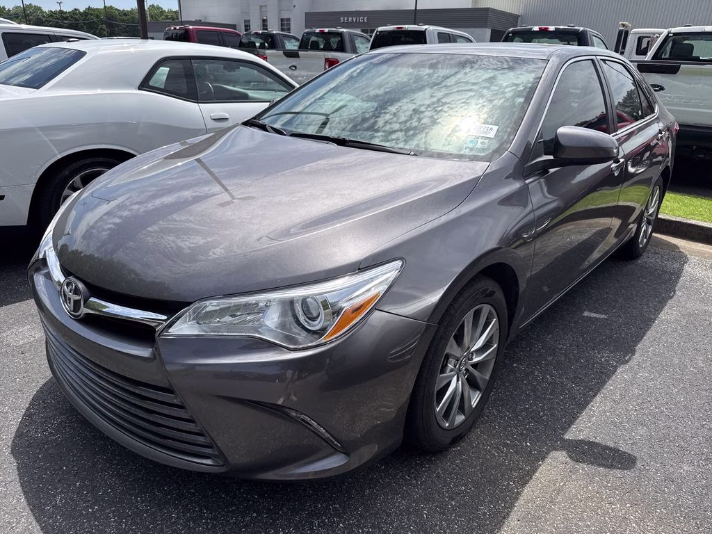 2016 Predawn Gray Mica Toyota Camry XLE FWD Sedan