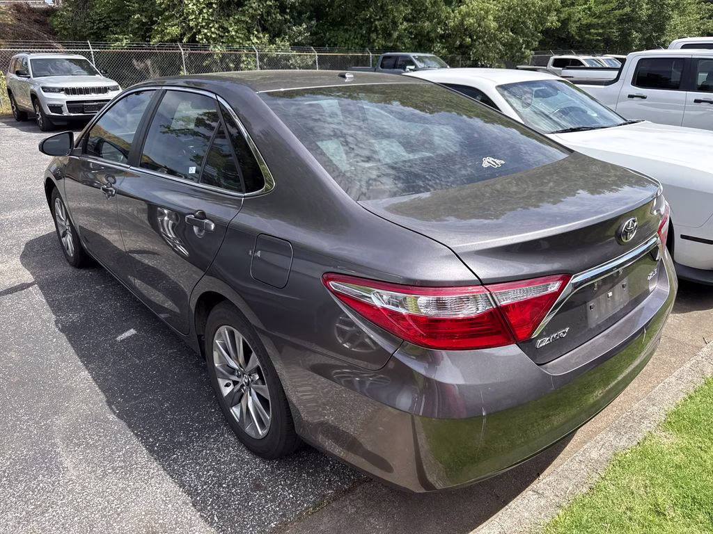 2016 Predawn Gray Mica Toyota Camry XLE FWD Sedan