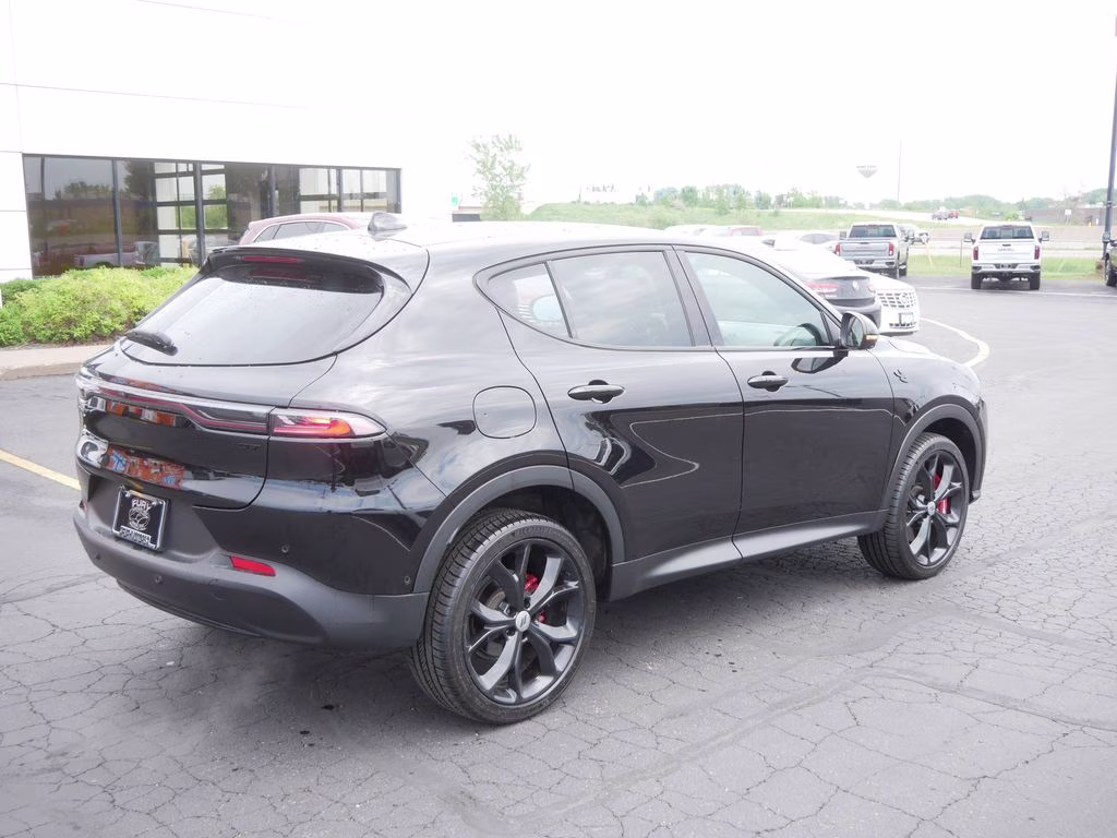 2023 8 Ball Dodge Hornet GT AWD SUV