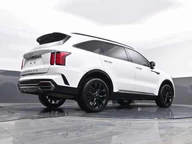 2022 Glacial White Pearl Kia Sorento SX AWD SUV