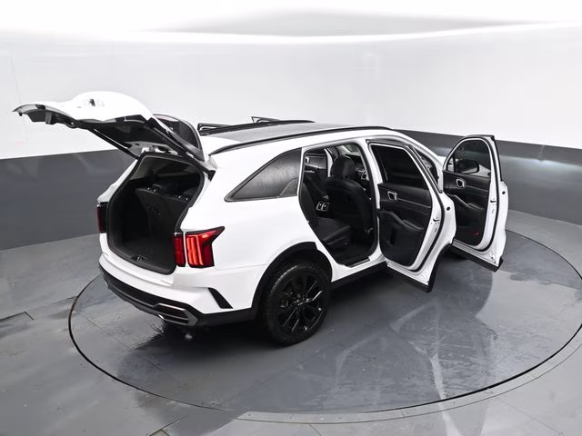 2022 Glacial White Pearl Kia Sorento SX AWD SUV