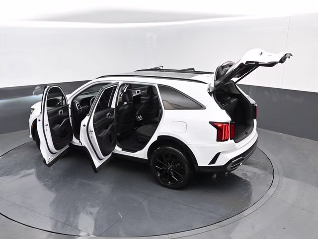 2022 Glacial White Pearl Kia Sorento SX AWD SUV