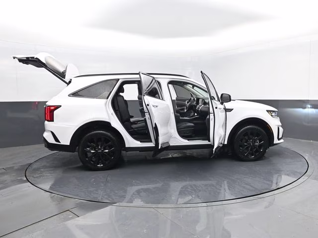 2022 Glacial White Pearl Kia Sorento SX AWD SUV