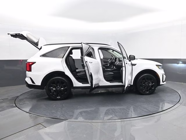 2022 Glacial White Pearl Kia Sorento SX AWD SUV
