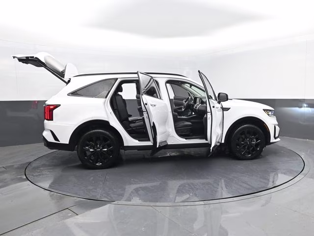 2022 Glacial White Pearl Kia Sorento SX AWD SUV