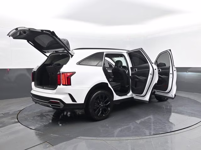 2022 Glacial White Pearl Kia Sorento SX AWD SUV