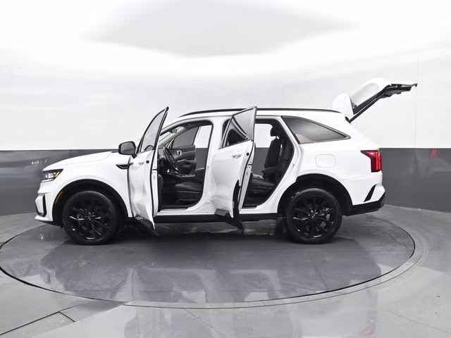 2022 Glacial White Pearl Kia Sorento SX AWD SUV