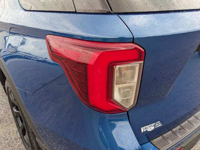 2023 Blue Metallic Ford Explorer ST 4X4 SUV
