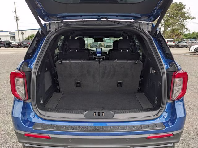 2023 Blue Metallic Ford Explorer ST 4X4 SUV