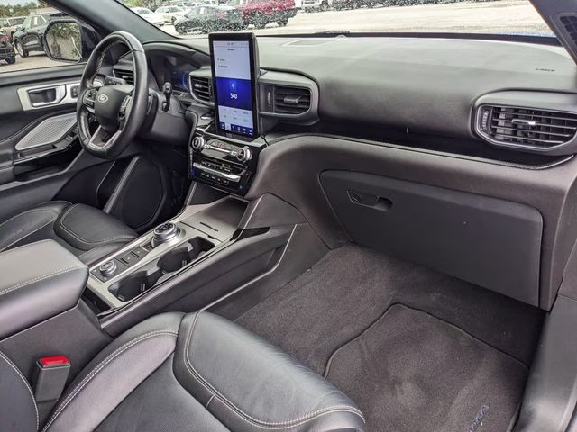 2023 Blue Metallic Ford Explorer ST 4X4 SUV