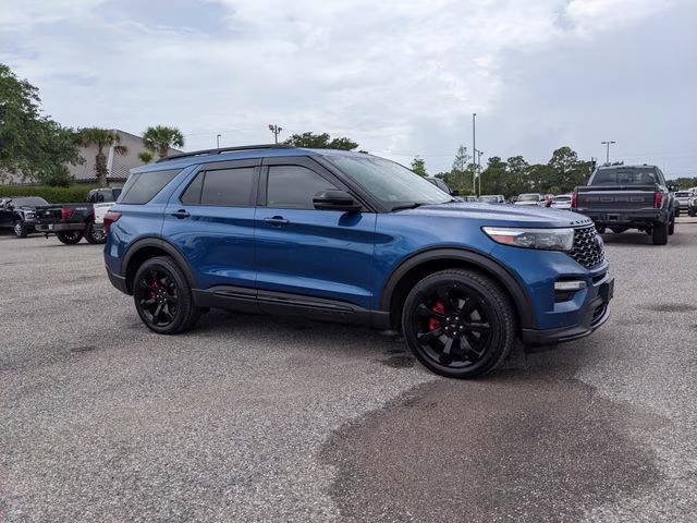 2023 Blue Metallic Ford Explorer ST 4X4 SUV