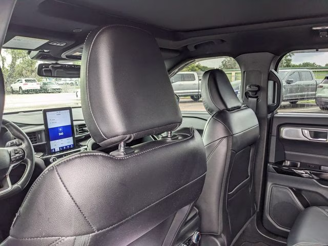 2023 Blue Metallic Ford Explorer ST 4X4 SUV