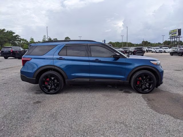 2023 Blue Metallic Ford Explorer ST 4X4 SUV