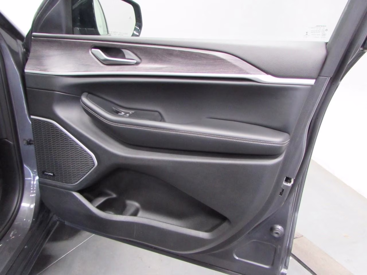2021 Baltic Gray Metallic Clearcoat Jeep Grand Cherokee L Limited 4X4 SUV