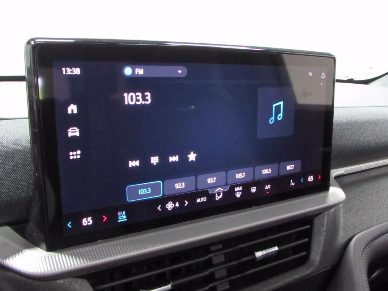 2026 Agate Black Metallic Ford Explorer Platinum 4X4 SUV
