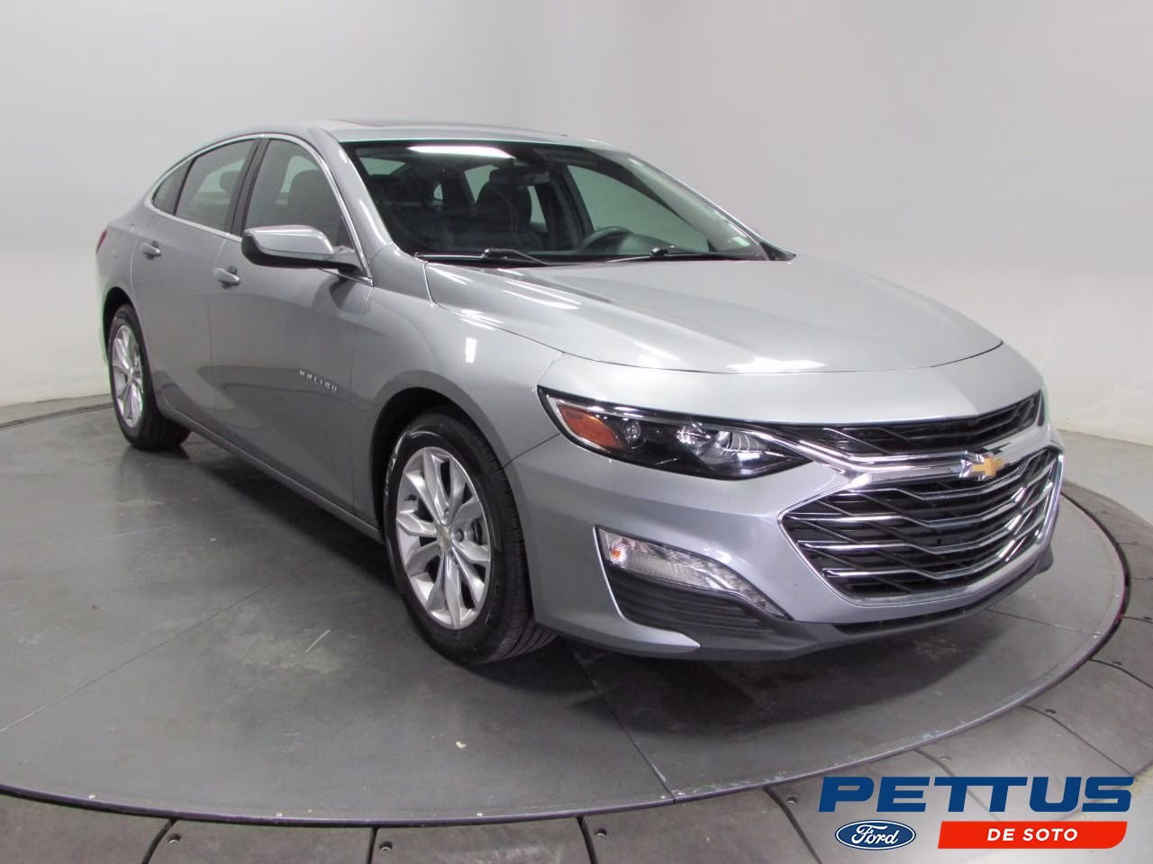 2024 Sterling Gray Metallic Chevrolet Malibu LT 1LT FWD Sedan