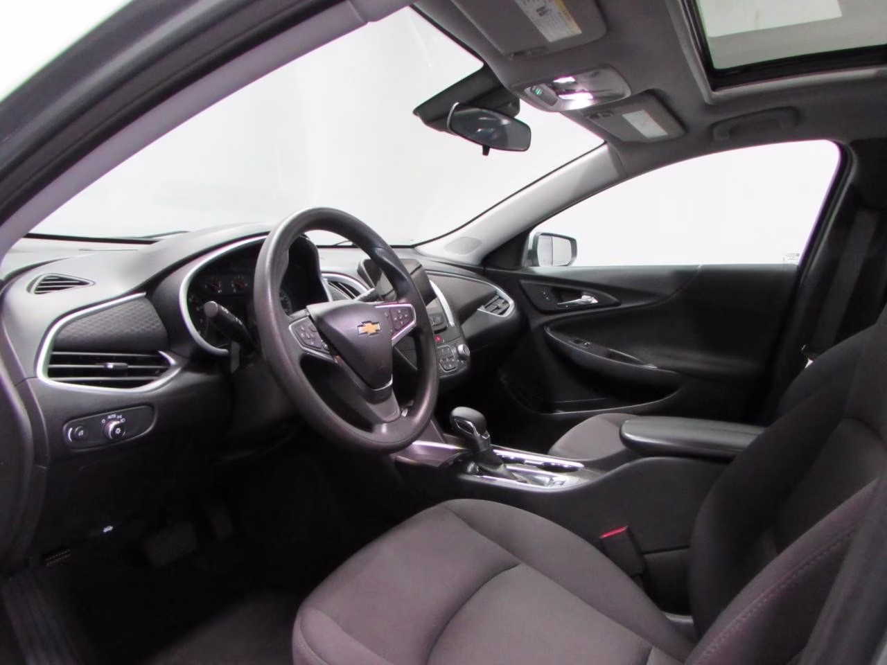 2024 Sterling Gray Metallic Chevrolet Malibu LT 1LT FWD Sedan