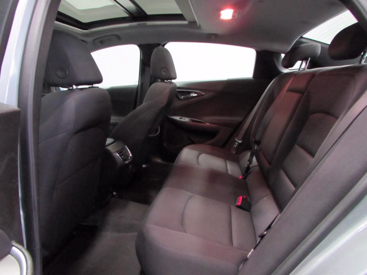 2024 Sterling Gray Metallic Chevrolet Malibu LT 1LT FWD Sedan