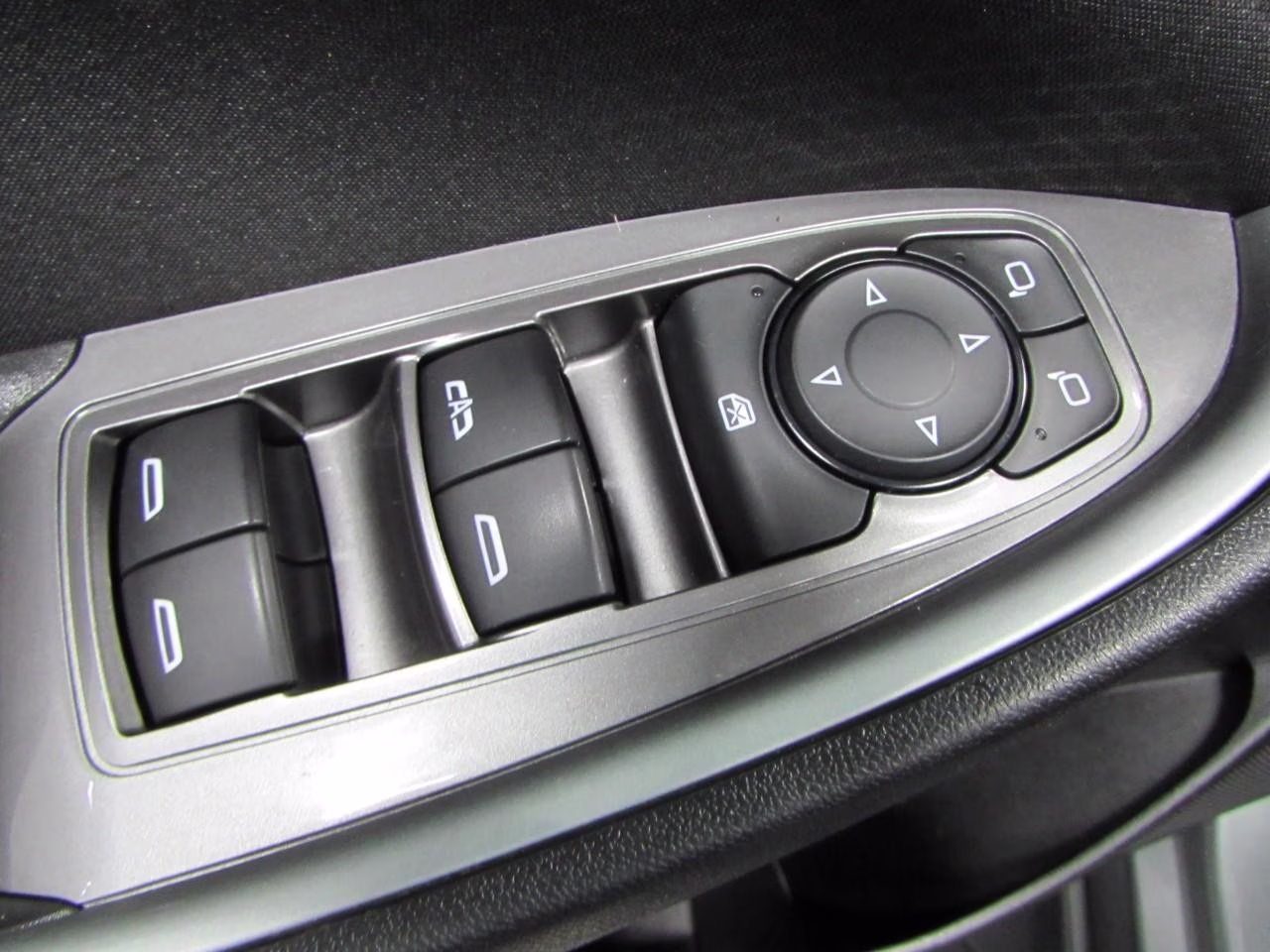 2024 Sterling Gray Metallic Chevrolet Malibu LT 1LT FWD Sedan