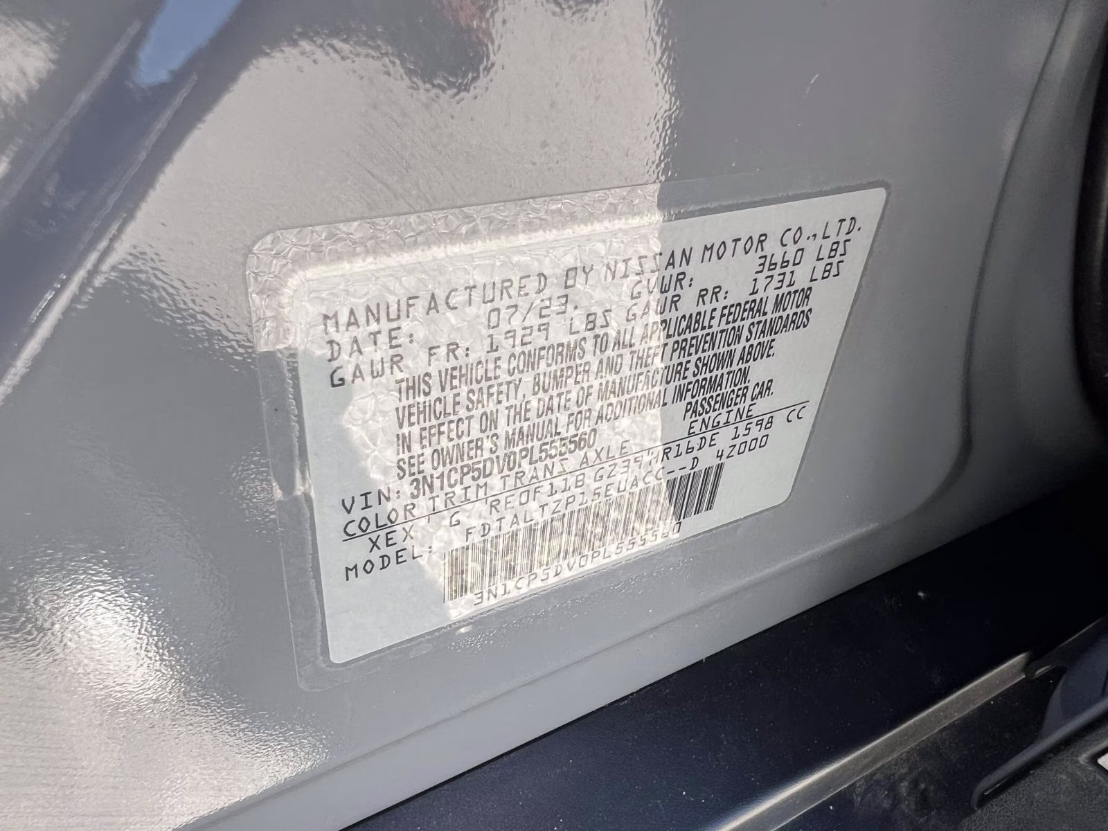 2023 Gray Nissan Kicks SR FWD FWD SUV
