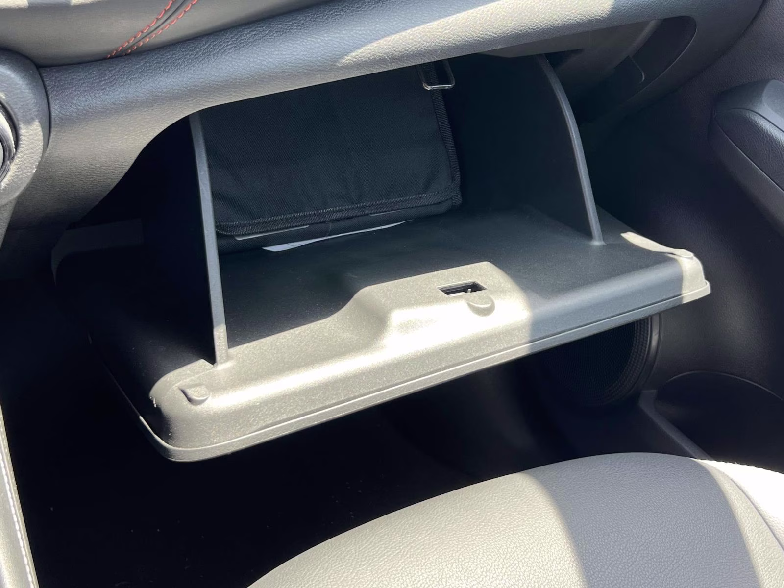 2023 Gray Nissan Kicks SR FWD FWD SUV