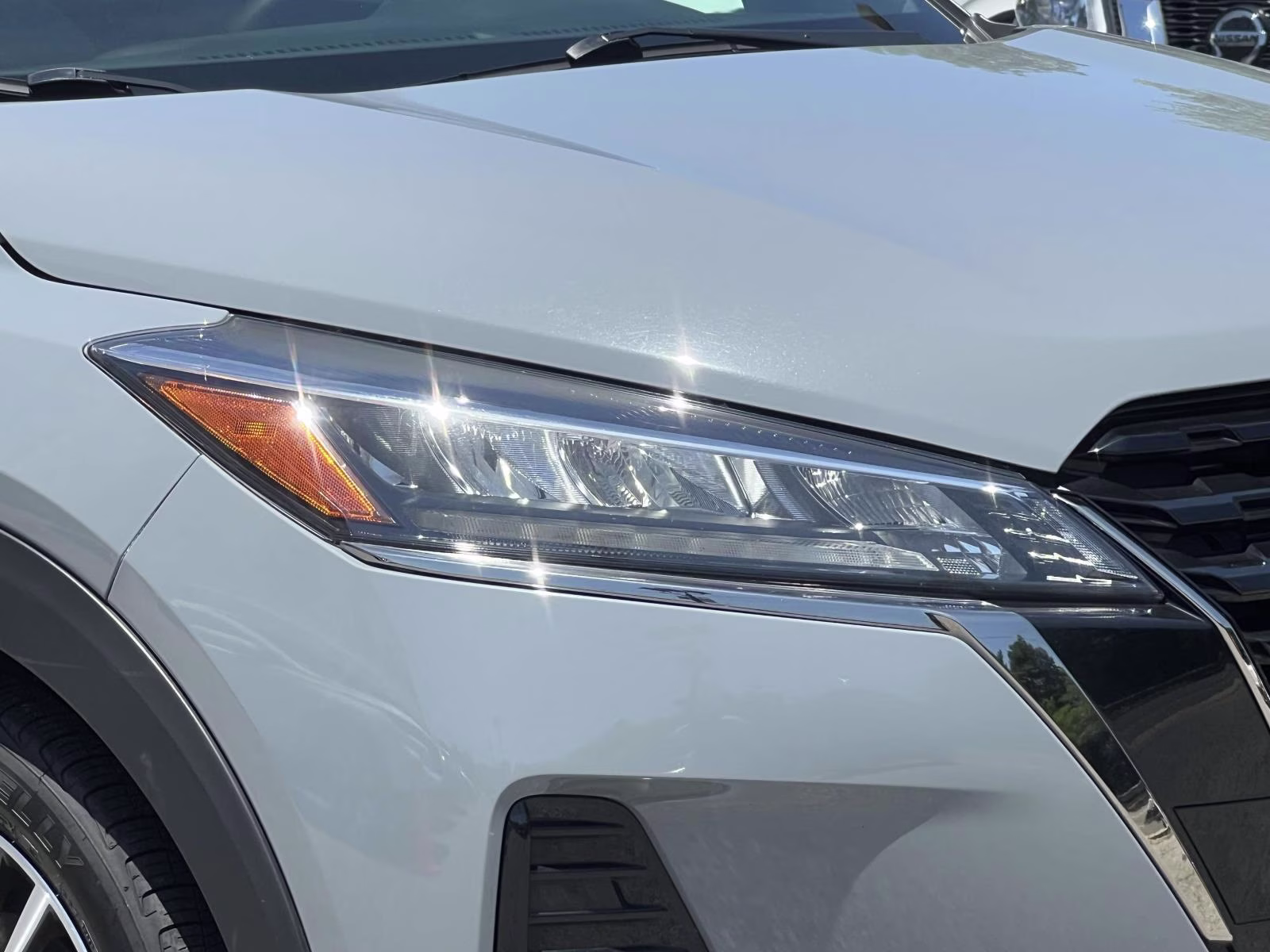 2023 Gray Nissan Kicks SR FWD FWD SUV