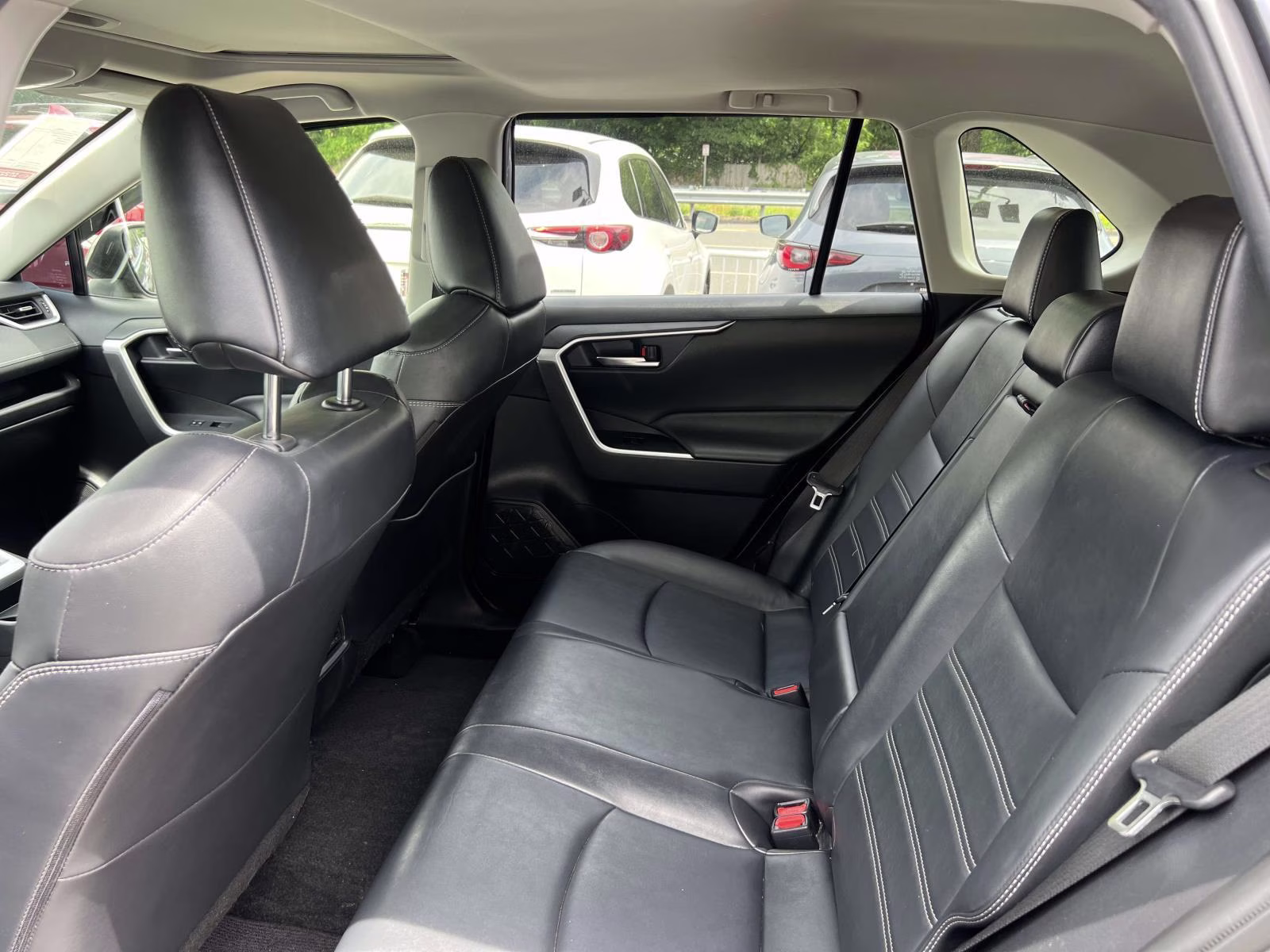 2020 Gray Toyota RAV4 XLE Premium FWD SUV