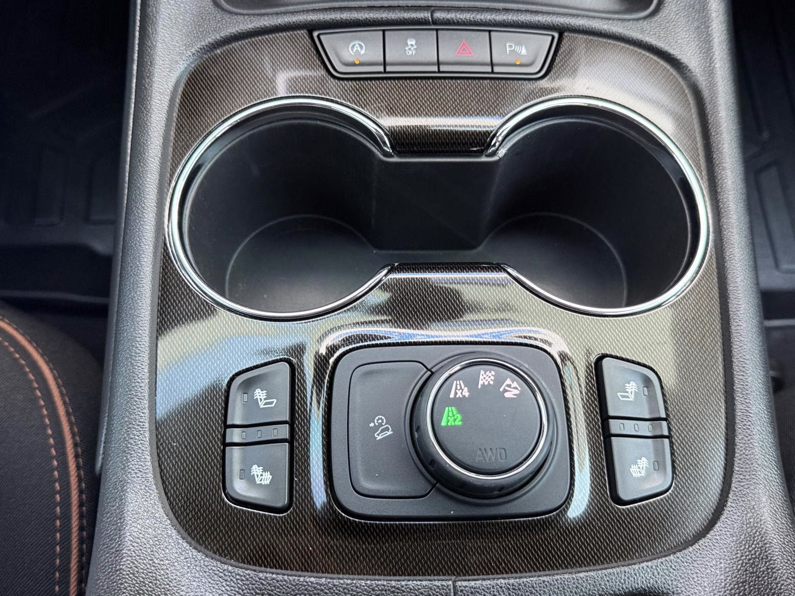 2020 Satin Steel Metallic GMC Acadia AT4 AWD 4 Door