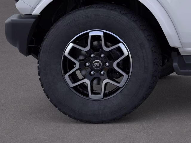 2026 Oxford White Ford Bronco Outer Banks 4X4 SUV
