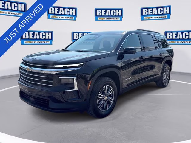 2026 Mosaic Black Metallic Chevrolet Traverse LT FWD SUV