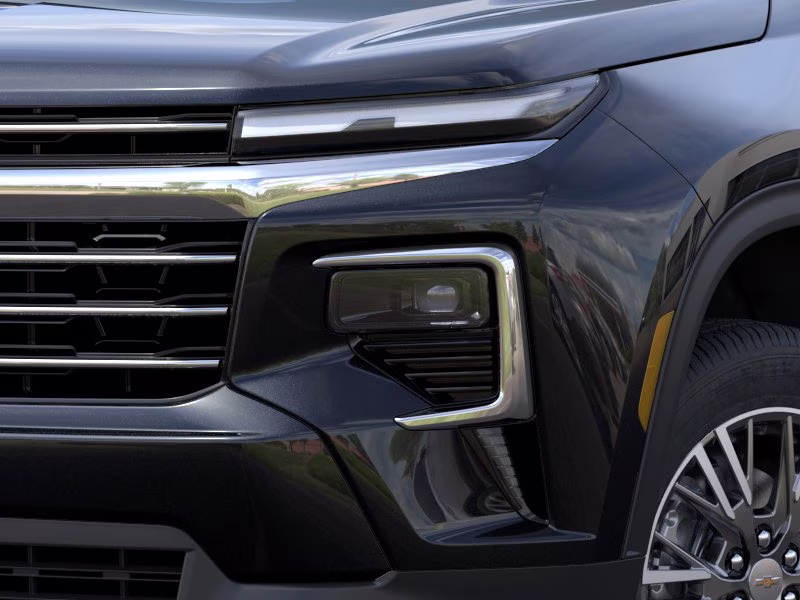 2026 Mosaic Black Metallic Chevrolet Traverse LT FWD SUV