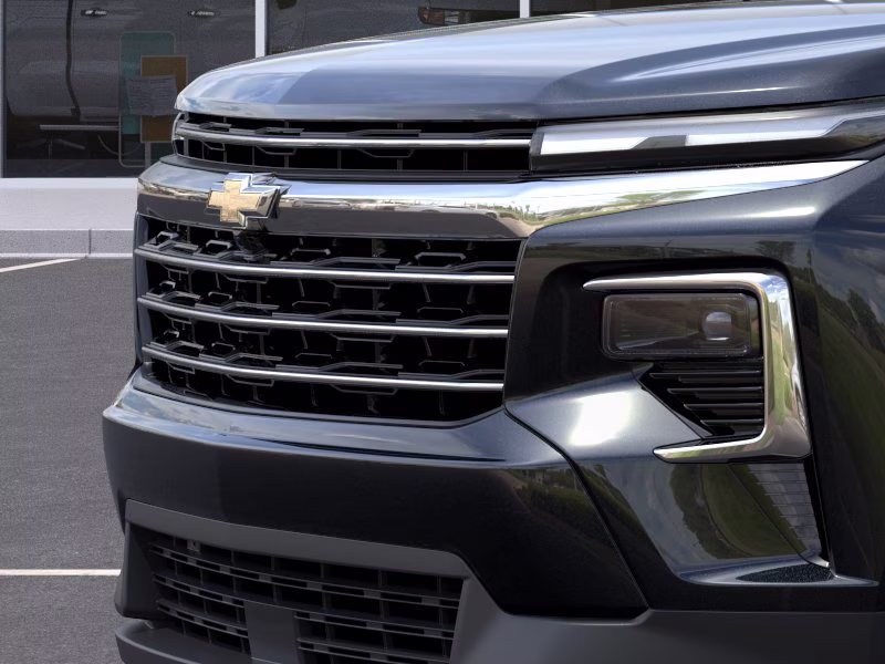 2026 Mosaic Black Metallic Chevrolet Traverse LT FWD SUV