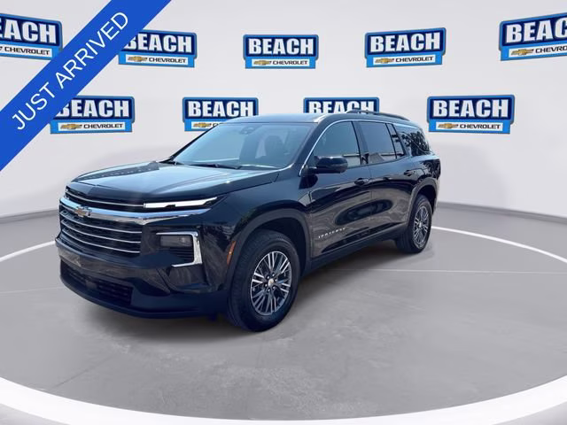 2026 Mosaic Black Metallic Chevrolet Traverse LT FWD SUV