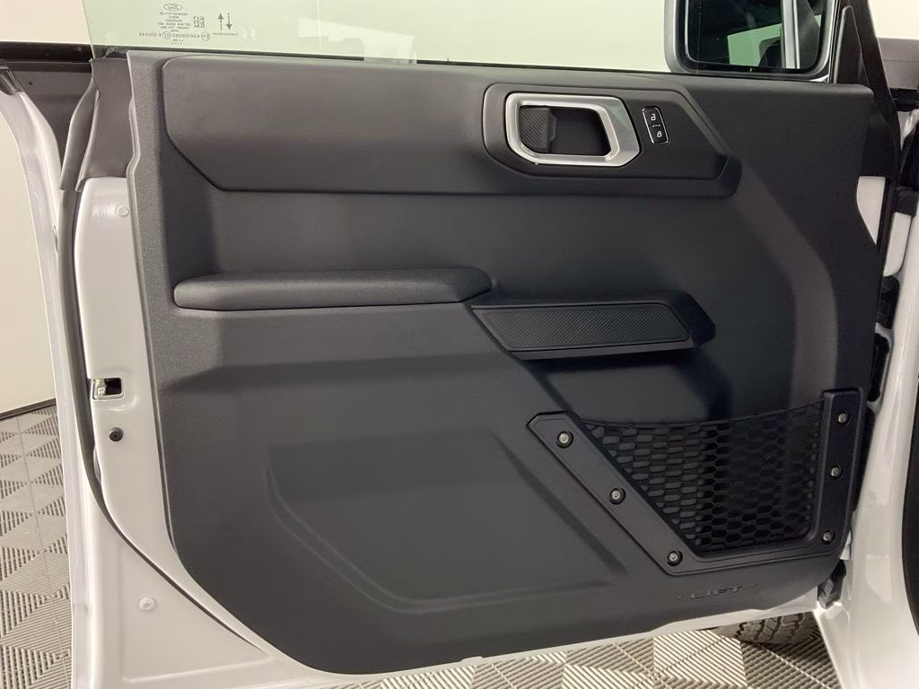 2026 Oxford White Ford Bronco Big Bend 4X4 SUV