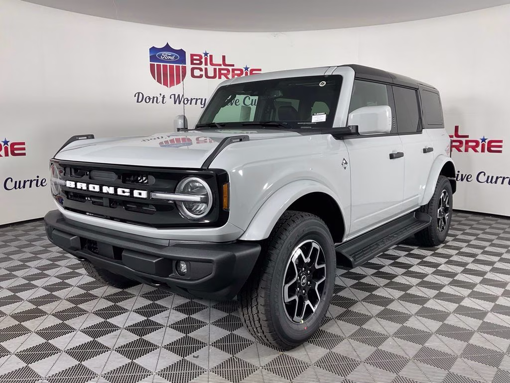 2026 Avalanche Ford Bronco Outer Banks 4X4 SUV