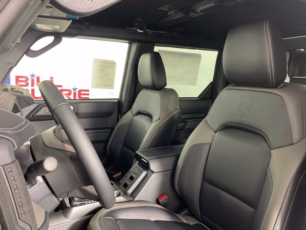 2026 Oxford White Ford Bronco Outer Banks 4X4 SUV