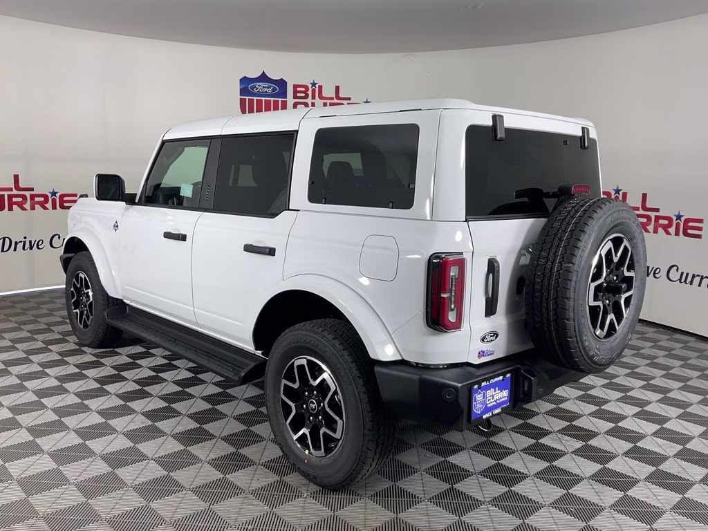 2026 Oxford White Ford Bronco Outer Banks 4X4 SUV