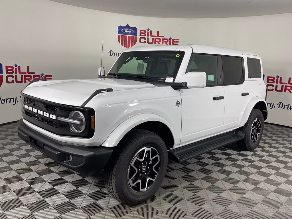 2026 Oxford White Ford Bronco Outer Banks 4X4 SUV