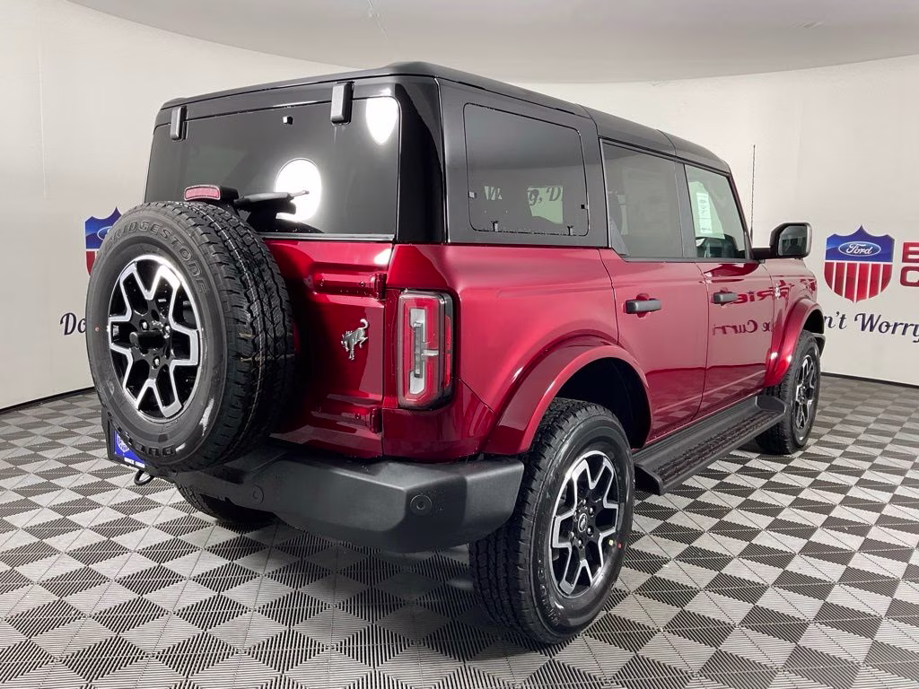 2026 Ruby Red Metallic Ford Bronco Outer Banks 4X4 SUV
